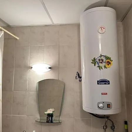 Daire Cozy With Mountain View